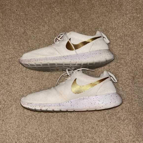 Nike Shoes - Nike ID Roshe Run Ones